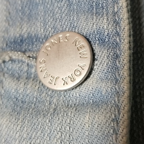 Jones New York Ombre Denim Jacket - Picture 9 of 9